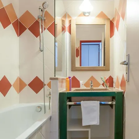 Pierre & Les Fontaines Blanches Lejlighedshotel
