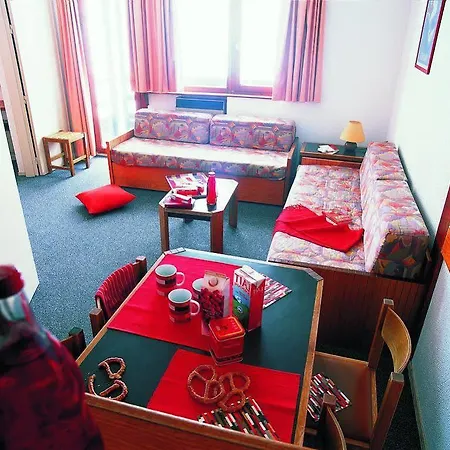 Pierre & Les Fontaines Blanches Lejlighedshotel